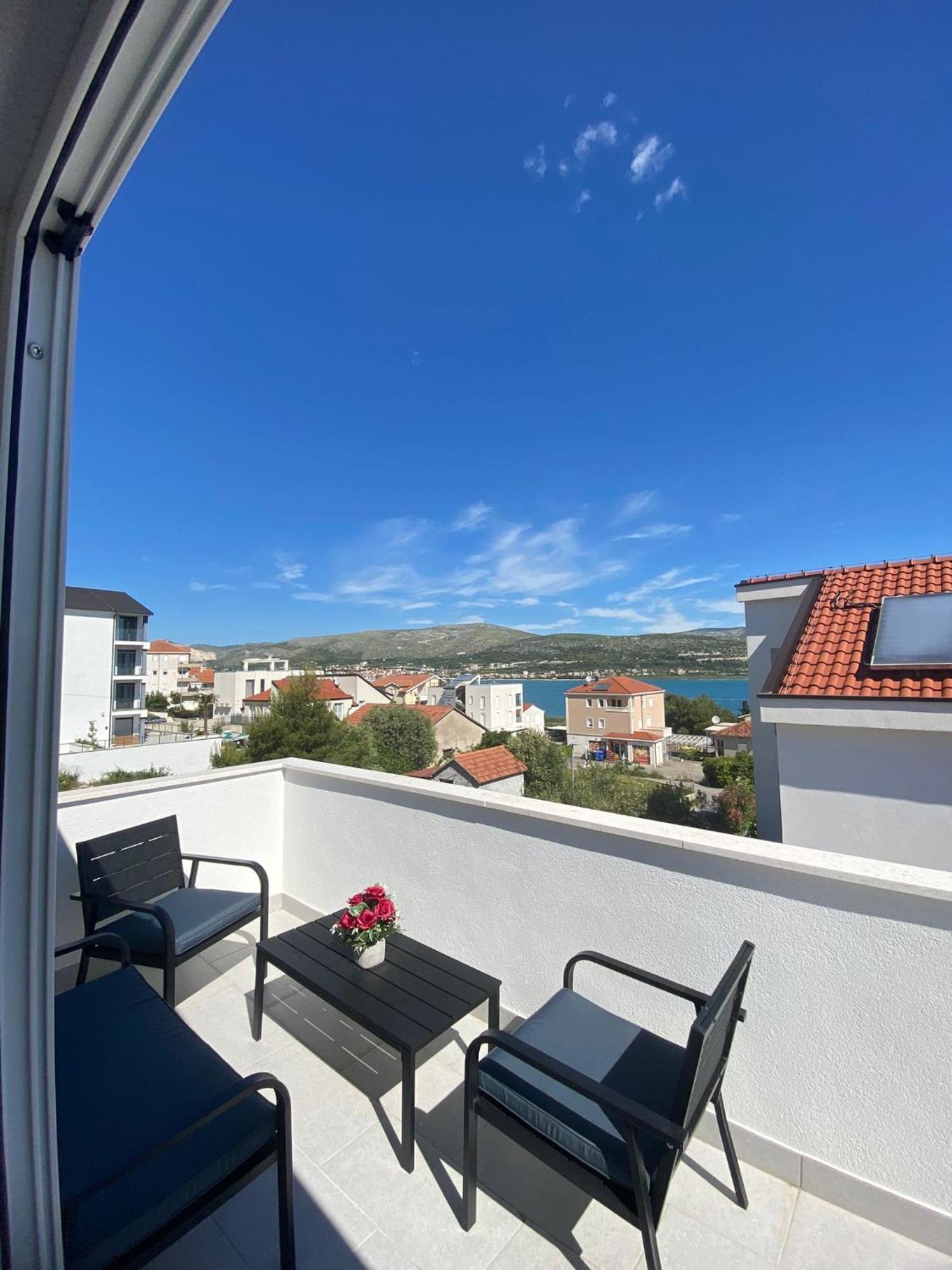 Apartments Paola Трогір Екстер'єр фото